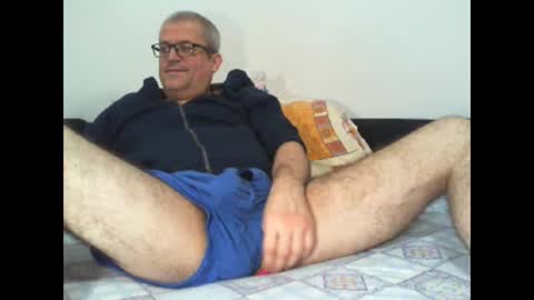 Snapshot of eyes12 chatting on 1, 2, 2026 GEORGE online show from 1, 2, 2026