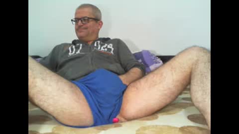 Snapshot of eyes12 chatting on 9, 3, 2026 GEORGE online show from 9, 3, 2026