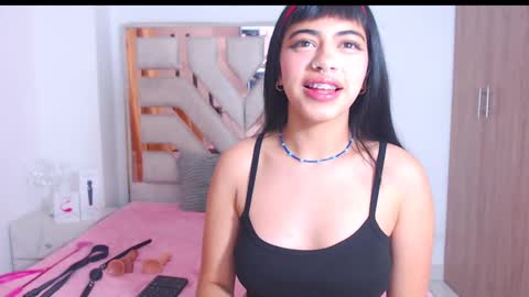 eylin_sofia online show from 28, 2, 2025