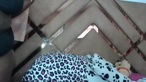 eyshaexotii online show from 18, 1, 2026