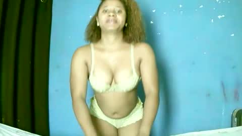 Snapshot of ezrasexyna chatting on 16, 4, 2026 ezrasexyna online show from 16, 4, 2026
