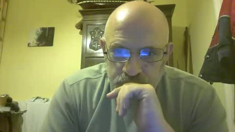 f1zzeek online show from 15, 4, 2026