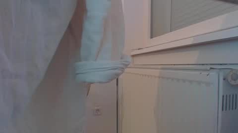 Snapshot of f34rl3zz chatting on 18, 12, 2024 P. online show from 18, 12, 2024