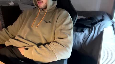 Snapshot of fabian_196 chatting on 19, 1, 2025 Call me bitch online show from 19, 1, 2025