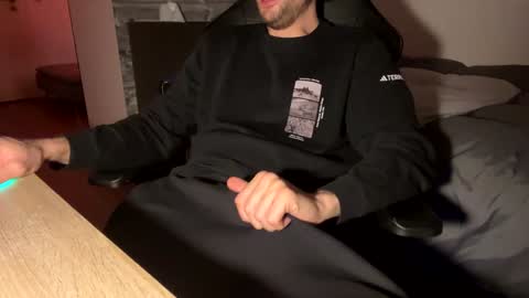 Snapshot of fabian_196 chatting on 20, 1, 2025 Call me bitch online show from 20, 1, 2025