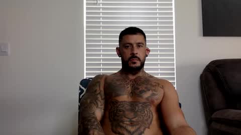 Fabianelgalan online show from 10, 2, 2025
