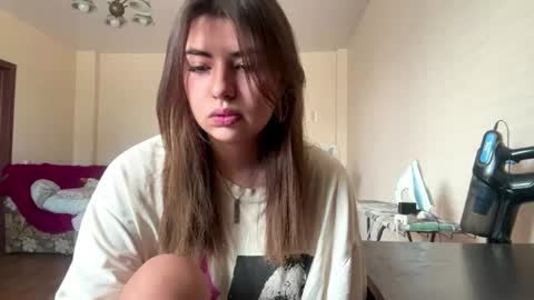 Snapshot of faebeeck chatting on 15, 7, 2026 Marie online show from 15, 7, 2026