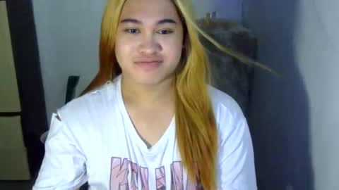 Snapshot of fairy_cuddle chatting on 16, 3, 2026 call me shanaia online show from 16, 3, 2026
