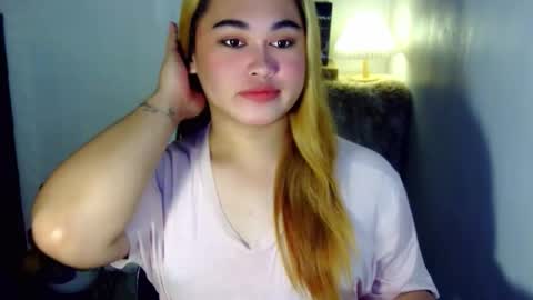 Snapshot of fairy_cuddle chatting on 5, 4, 2026 call me shanaia online show from 5, 4, 2026