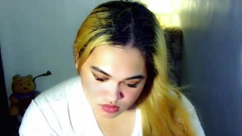 Snapshot of fairy_cuddle chatting on 7, 4, 2026 call me shanaia online show from 7, 4, 2026