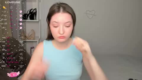 Snapshot of fairy_m00n chatting on 9, 10, 2025 Kate online show from 9, 10, 2025