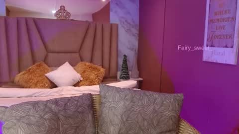 Snapshot of fairy_sweet_ chatting on 4, 12, 2025 FAIRY online show from 4, 12, 2025
