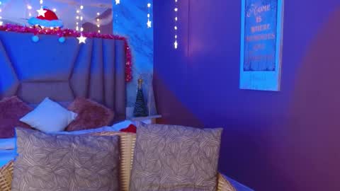 Snapshot of fairy_sweet_ chatting on 14, 12, 2025 FAIRY online show from 14, 12, 2025