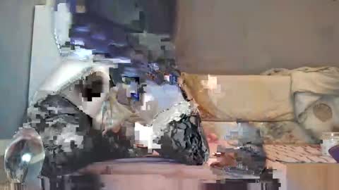 Fallin Skye online show from 25, 12, 2024