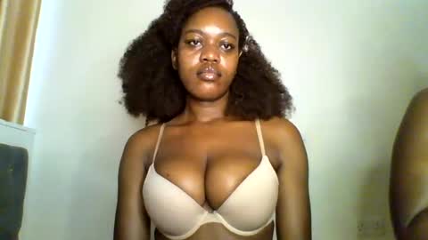 fancyfingers1  online show from 21, 7, 2026