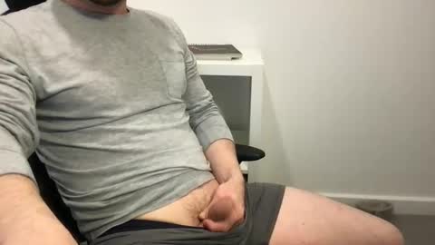 Snapshot of fantacyland chatting on 6, 1, 2025 Alex online show from 6, 1, 2025