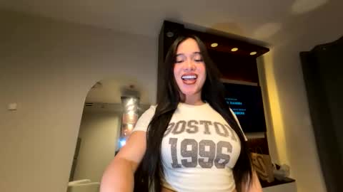 Snapshot of fantasyxbabe chatting on 17, 5, 2026 AMANDA online show from 17, 5, 2026