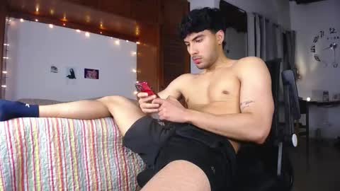 farid_24 online show from 6, 3, 2026