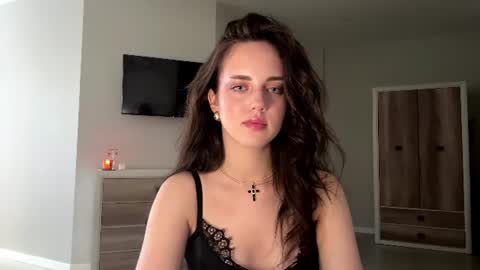 Mia online show from 20, 6, 2026