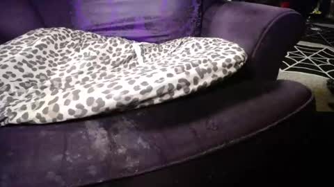 Farrah online show from 10, 3, 2026