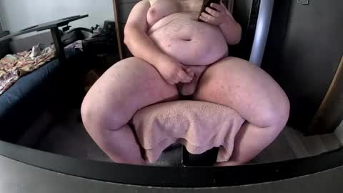 fatchubbybearguy online show from 15, 5, 2026