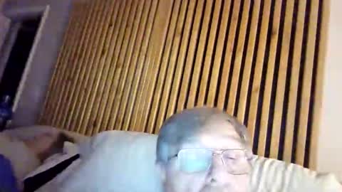 Snapshot of fatdickad chatting on 16, 10, 2025 fatdickad online show from 16, 10, 2025