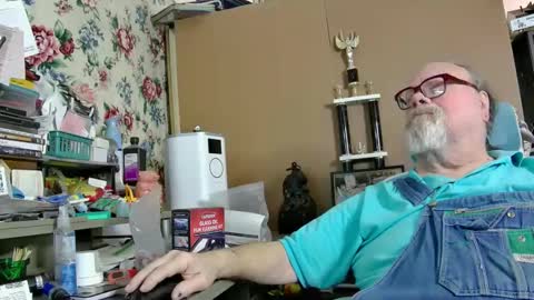 Fred. online show from 12, 2, 2025
