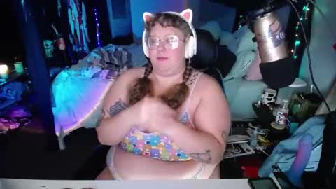 FatVeronica online show from 12, 1, 2025