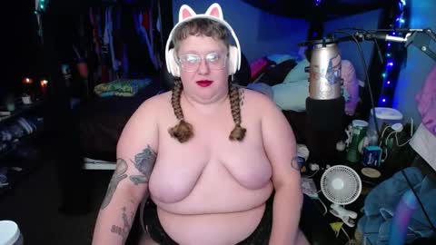 FatVeronica online show from 8, 2, 2025