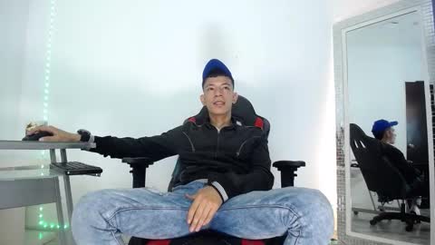 Favel Gomez online show from 23, 12, 2024