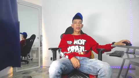 Favel Gomez online show from 14, 1, 2025