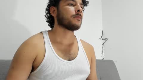 Snapshot of favid95 chatting on 24, 1, 2025 favid95 online show from 24, 1, 2025
