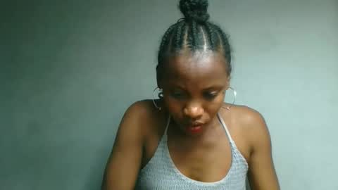 Snapshot of fayence09 chatting on 27, 9, 2025 fayence09 online show from 27, 9, 2025