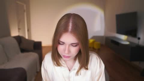 Snapshot of feel_our_vibe chatting on 25, 5, 2026 Daniela online show from 25, 5, 2026
