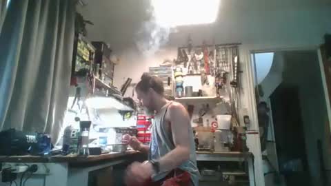 Snapshot of feelfemdom chatting on 8, 10, 2025 feelfemdom online show from 8, 10, 2025