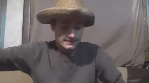 Snapshot of feelingverynaughty chatting on 20, 12, 2024 ask me online show from 20, 12, 2024