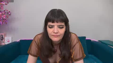 Laura online show from 15, 7, 2026
