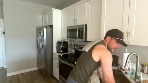 Ethan Slayher online show from 10, 6, 2026