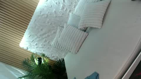Snapshot of feisty_woman chatting on 22, 6, 2026 Prianka online show from 22, 6, 2026