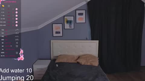 Milena online show from 21, 11, 2025