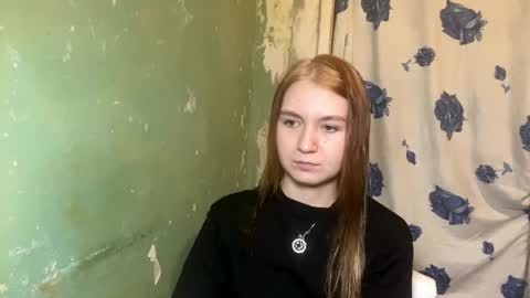 Lola online show from 4, 5, 2026