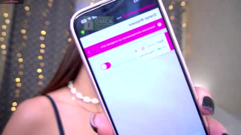 Snapshot of felissiany chatting on 26, 2, 2026 Hello im Nova online show from 26, 2, 2026