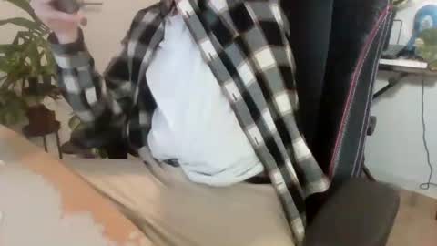 fem_alice_louis_dom online show from 11, 11, 2025