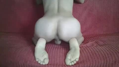 Snapshot of femboyhot28 chatting on 27, 10, 2025 femboyhot28 online show from 27, 10, 2025