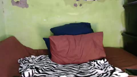 feminine_tsx online show from 15, 1, 2026