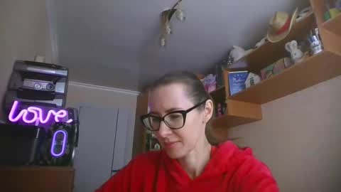 feraliss online show from 26, 2, 2026