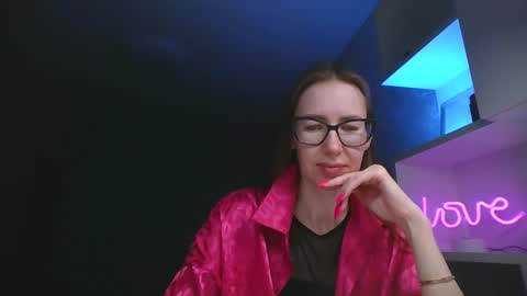 feraliss online show from 11, 4, 2026