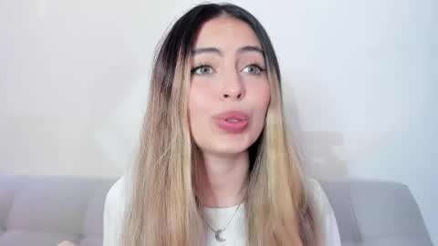 fernanda  online show from 25, 2, 2026