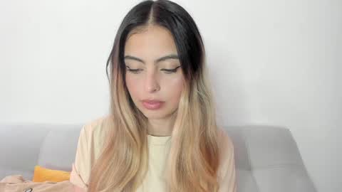 fernanda  online show from 6, 4, 2026