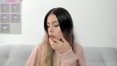 fernanda  online show from 24, 6, 2026